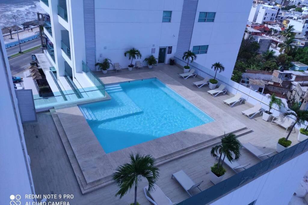 Condominio Torre Eme Frente Al Malecon Vista A La Ciudad Con Alberca Y Algo Al Mar Gimnacio Mazatlán Buitenkant foto