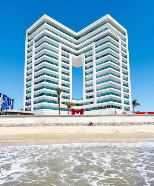 Condominio Torre Eme Frente Al Malecon Vista A La Ciudad Con Alberca Y Algo Al Mar Gimnacio Mazatlán Buitenkant foto